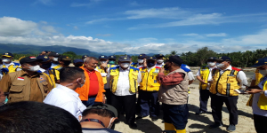 Diperintahkan Presiden, Menteri PUPR Mochamad Basoeki Hadimoeljono Tinjau Lokasi Banjir Bandang di Torue