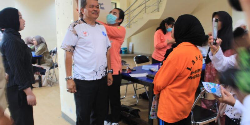 Wabup Parigi Moutong Tekankan Peran Apoteker dalam Penggunaan Obat yang Aman