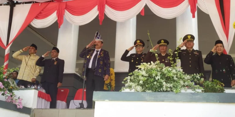 Peringati Hari Sumpah Pemuda ke-98, Pemkab Parigi Moutong Serahkan Penghargaan bagi Atlet Berprestasi